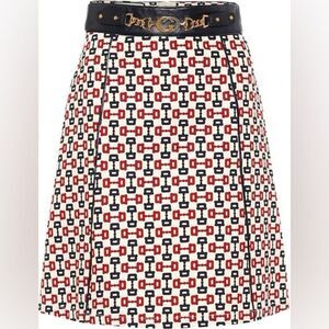 New with tags Gucci Knee-Length Skirt size Eu 38 us 6